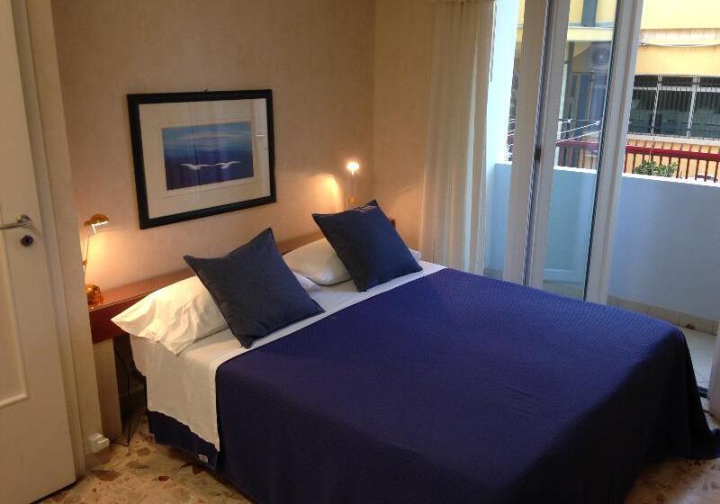 Номер Стандарт, Mare Nostrum Petit Hôtel