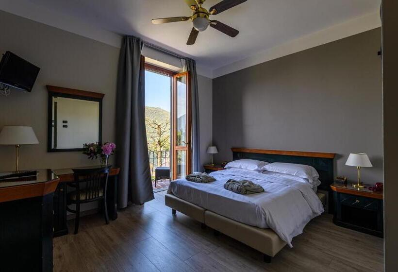 Номер Deluxe с Балконом, Villa Kinzica