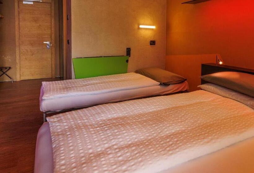 Трехместный Номер Стандарт с Балконом, Ambienthotel Primaluna
