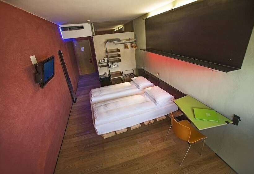 Номер Стандарт Вид на Озеро, Ambienthotel Primaluna