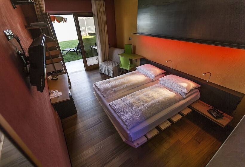 Номер Стандарт Вид на Озеро, Ambienthotel Primaluna