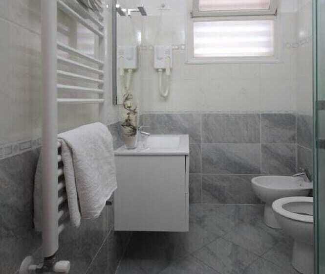 Четырехместный Номер Стандарт, Aquilia