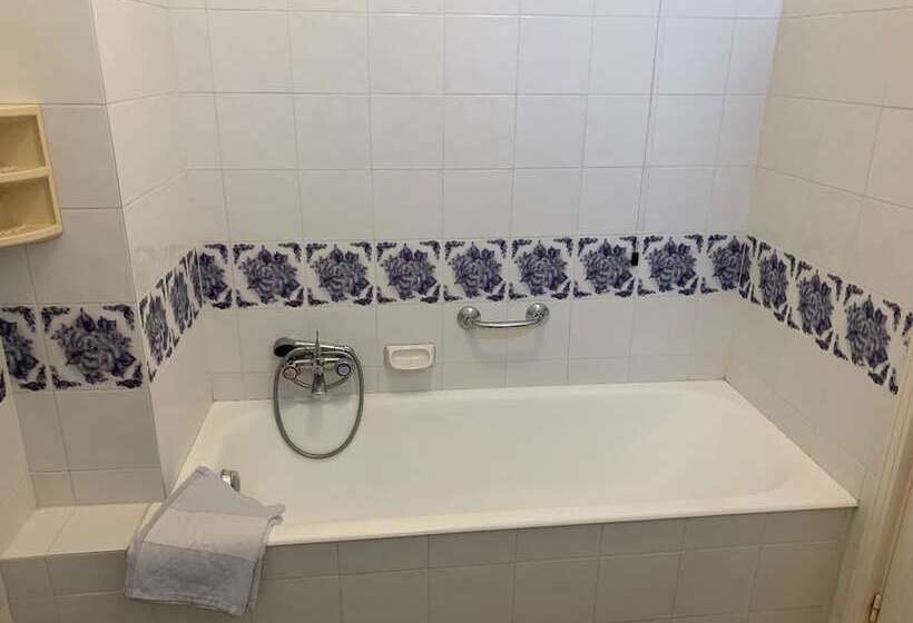 Quarto Estandar Individual, La Balnearia