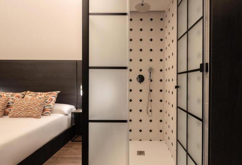 Quarto Estandar, Toc Hostel Málaga