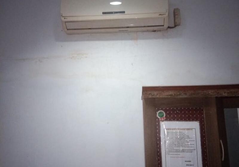 Номер Стандарт, Oyo 90529  Baruga Makassar