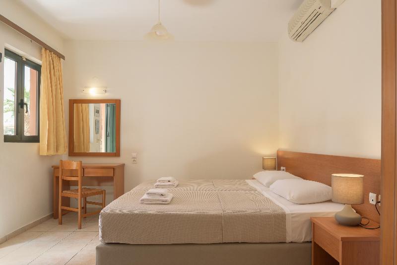 Студио Стандарт Вид на Сад, Asterias Village