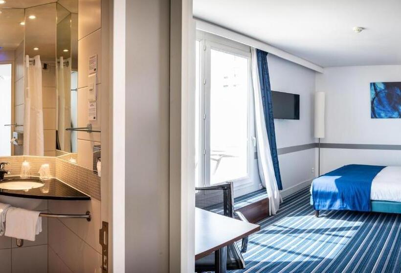 Номер Superior с Видом, Holiday Inn Express Marseille Saint Charles, An Ihg