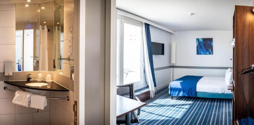 Номер Superior с Видом, Holiday Inn Express Marseille Saint Charles, An Ihg