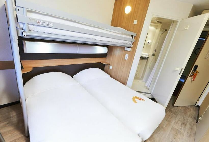 Номер Стандарт, Première Classe Paris Ouest Gennevilliers