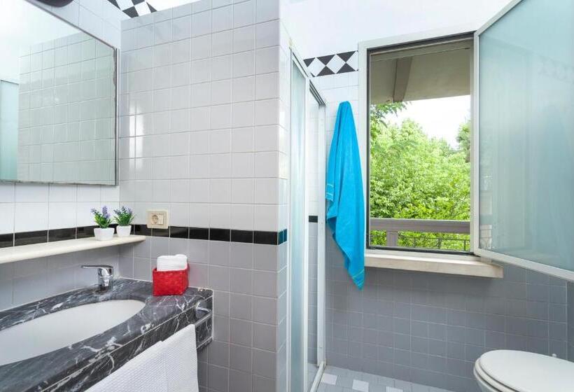 Apartamento Superior 1 Dormitório, Residenza Villa Lidia
