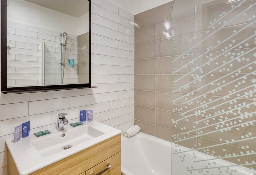 Апартаменты 2 Спальни, Appart City Confort Paris Clichy  Mairie
