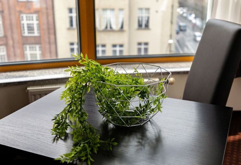 اتاق خانوادگی, Garner Hotel Berlin   Schöneberg
