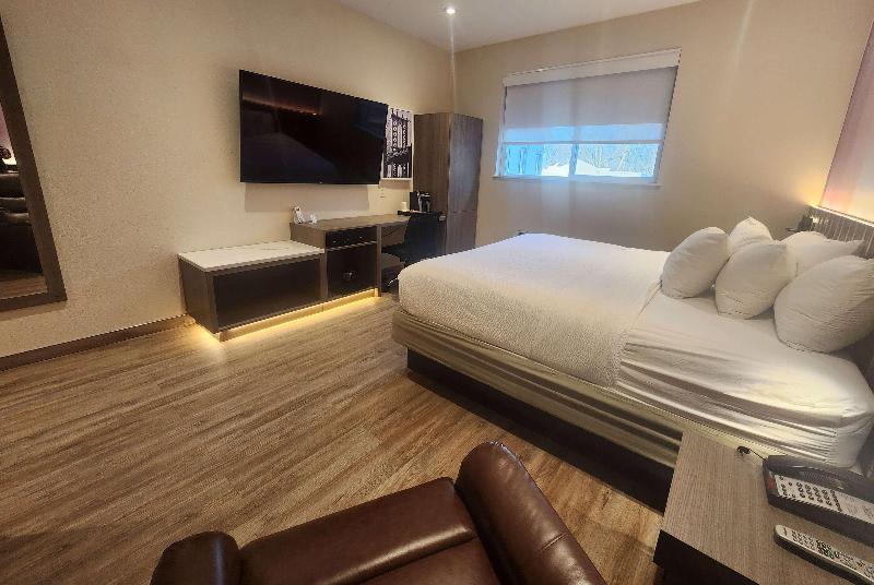Стандартный Номер Кровать Кинг, Ramada By Wyndham Bronx