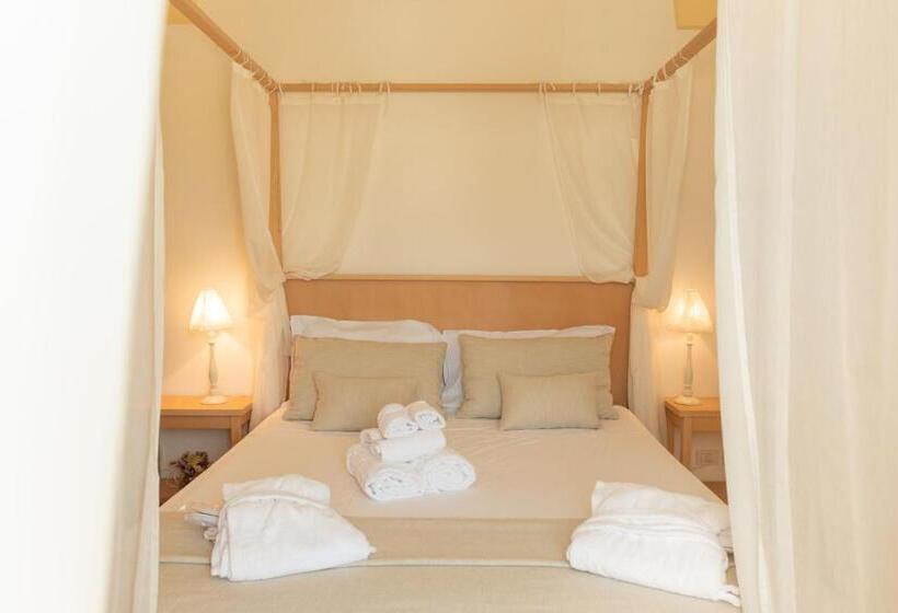 스위트, Relais Masseria Villa Cenci