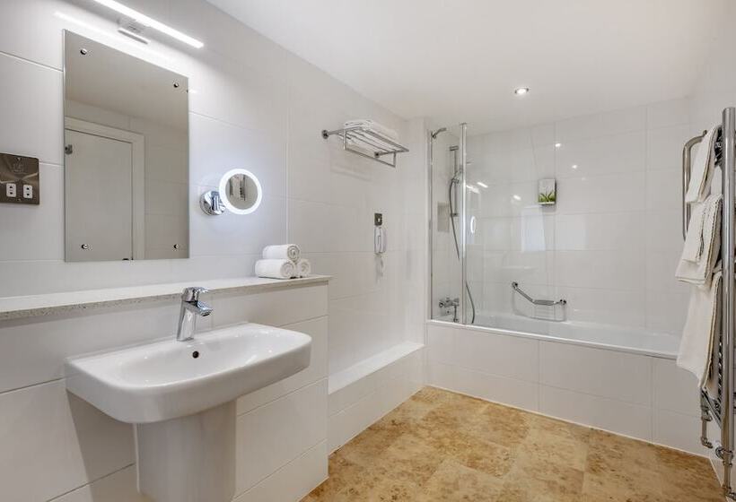 Апартаменты 2 Спальни, Thurnham Hall Resort
