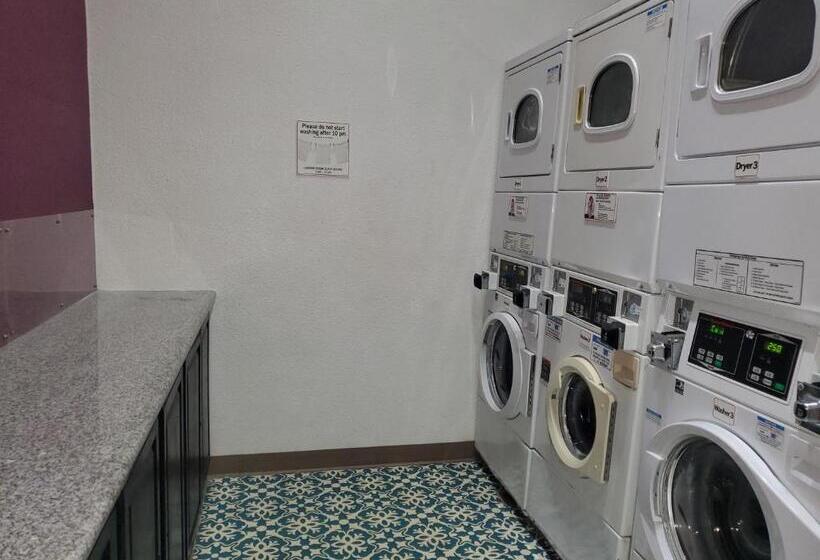 اتاق استاندارد, Gaslamp Hostel