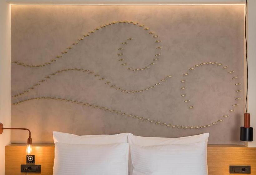 발코니 디럭스 룸, Hyperion City Hotel & Spa