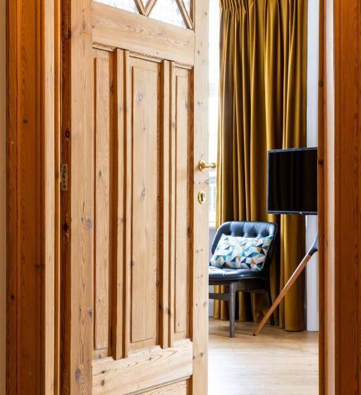Номер Стандарт, Blauwe Huis B&b