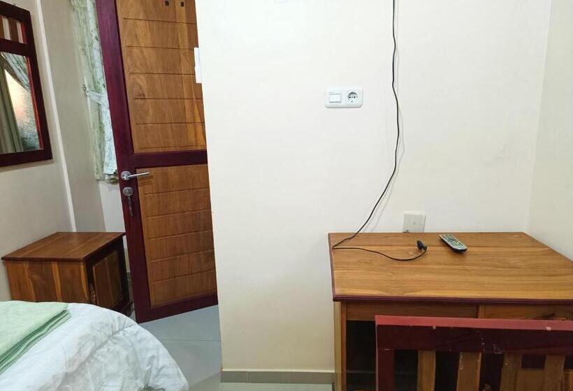 스탠다드 싱글 룸, Balqies Homestay Syariah Makassar Mitra Reddoorz