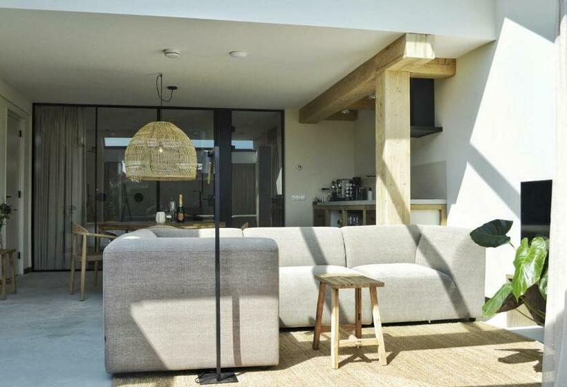 패밀리 스위트, Van Heeckeren Apartments & Suites Buren