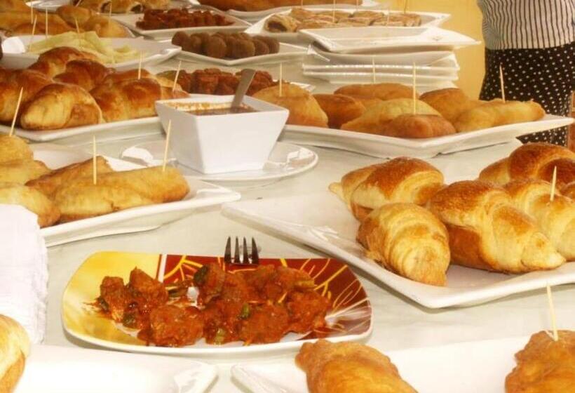 اتاق استاندارد, White Horse Hotel Porto Novo