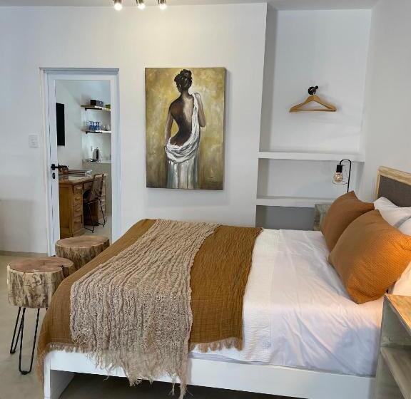 آپارتمان 1 خوابه همکف, Casa De Piedra  Céntrica