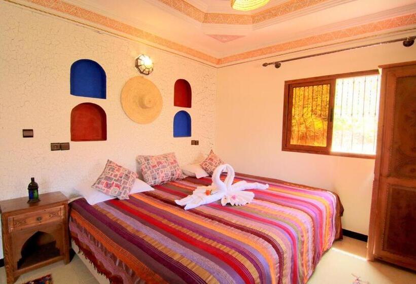 Deluxe Room with Balcony, Jnane Karma