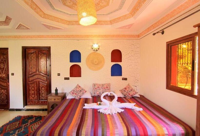 Deluxe Room with Balcony, Jnane Karma