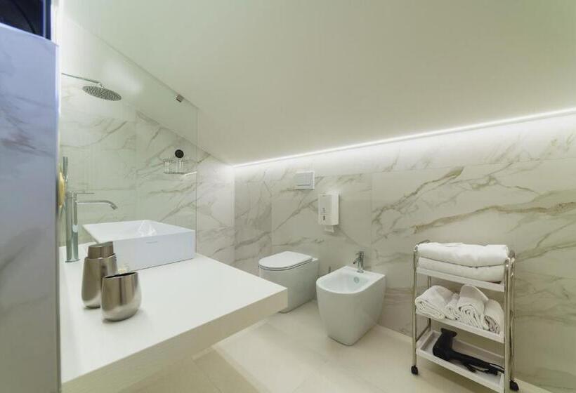基本间, Caffetteria Luca Suite & Rooms