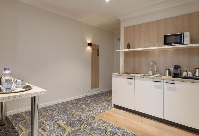 سوییت جونیور لوکس, Boutique Hotel Jeroen