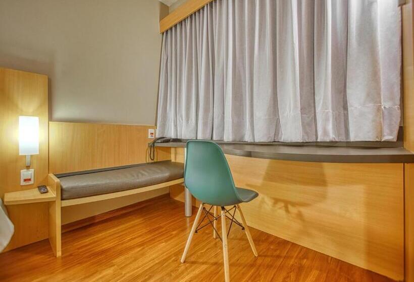 Номер Стандарт, Hus Hotel Dourados