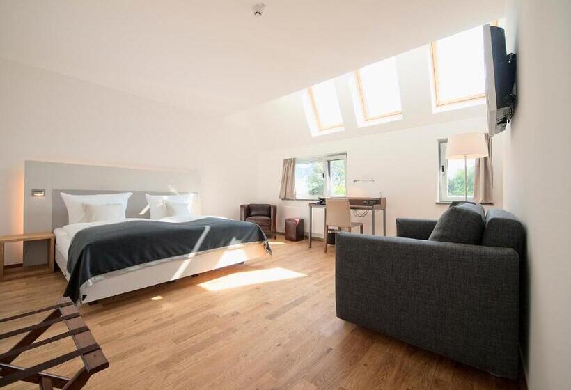 Superior-Zimmer, Qube Hotel Bergheim