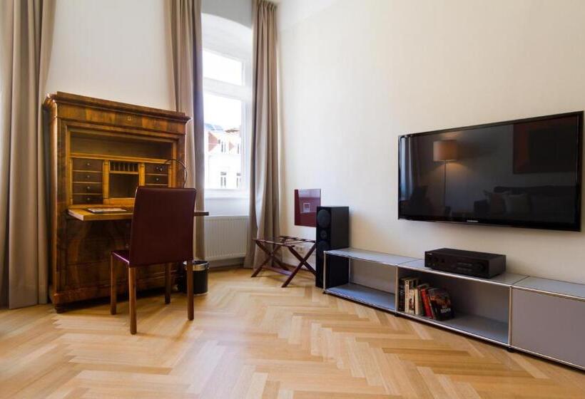 1 Schlafzimmer Apartment, Qube Hotel Bergheim