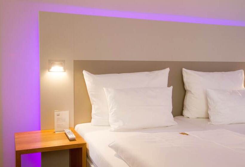 Superior-Zimmer, Qube Hotel Bergheim