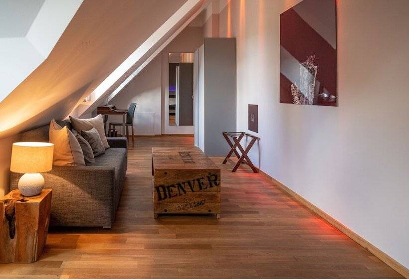 Junior Suite, Qube Hotel Bergheim
