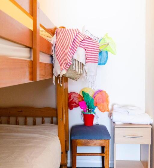 Quarto Estandard com beliche, The Beachcroft Hotel, Bw Signature Collection