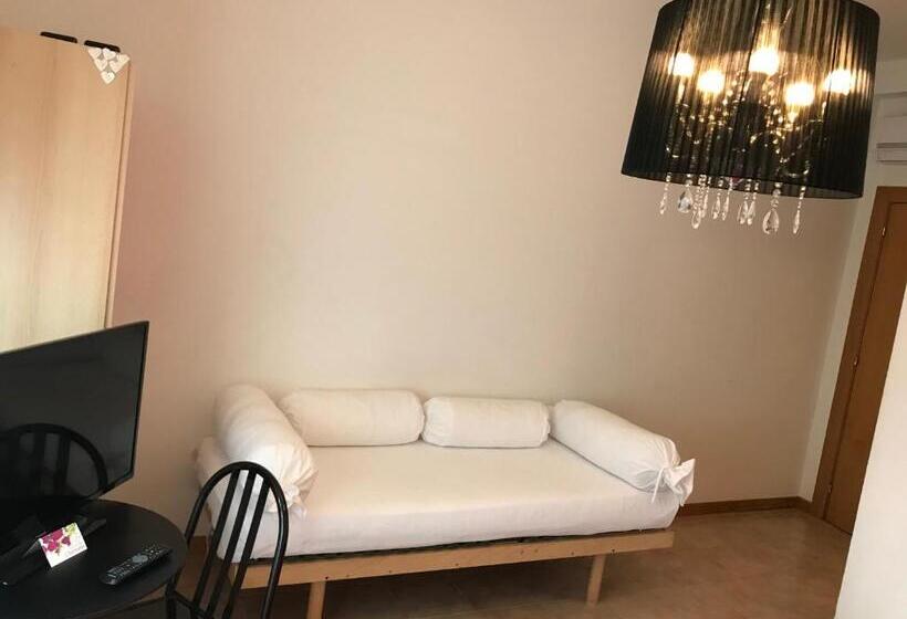 اتاق استاندارد سه نفره, Ascoli Bonjour B&b & Apartments Parcheggio Privato & Giardino
