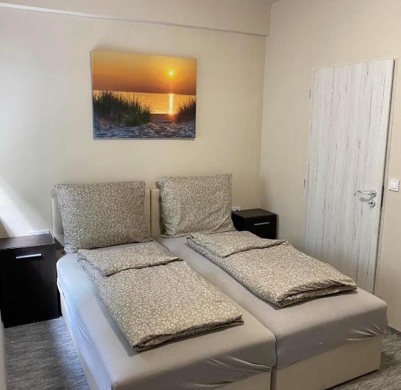 Номер Стандарт, Kinizsi Udvar Apartmanház