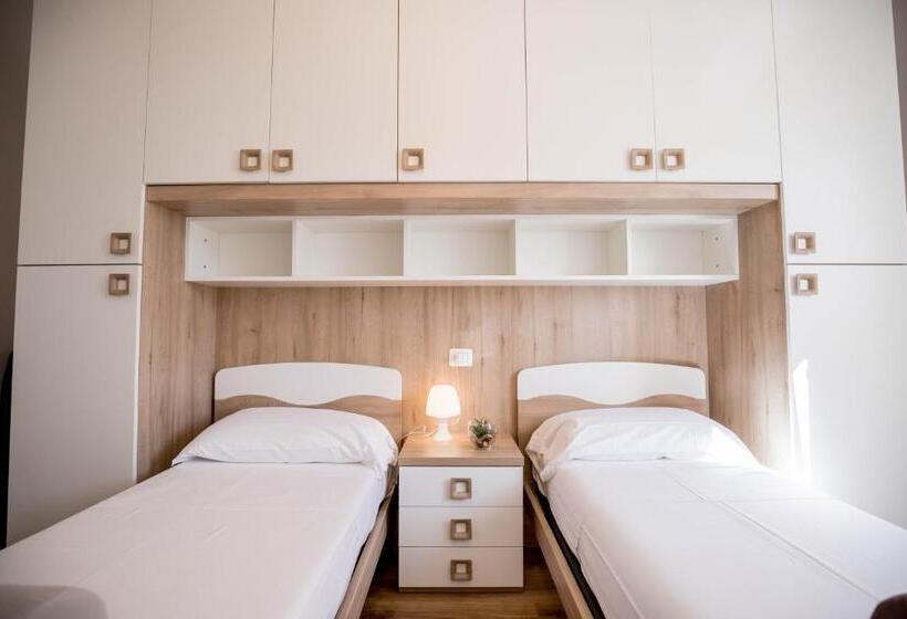 Апартаменты 2 Спальни, Residence Villa Tota