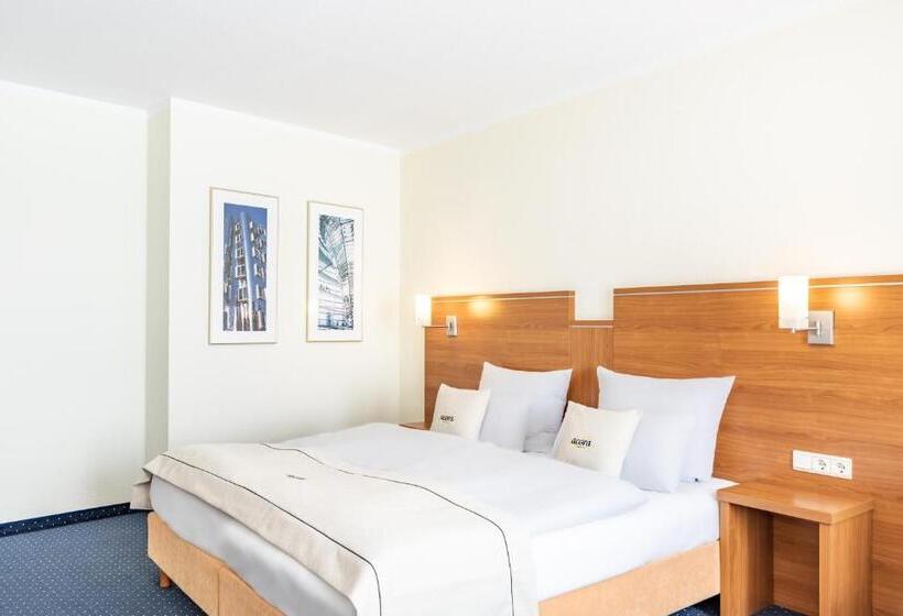 Quarto Triplo Estandar, Acora Bochum Living The City   Apartments