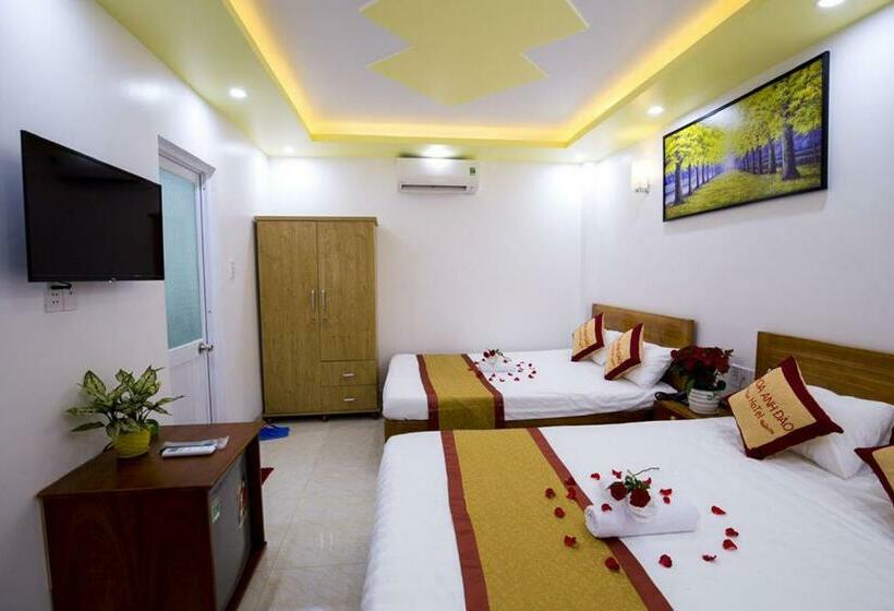 اتاق خانوادگی, Hoa Anh Đào Motel