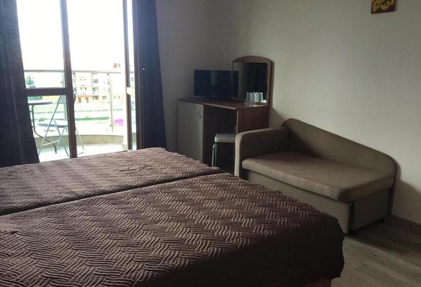 Quarto Estandar Vista Mar Lateral, къща за гости емона,обзор