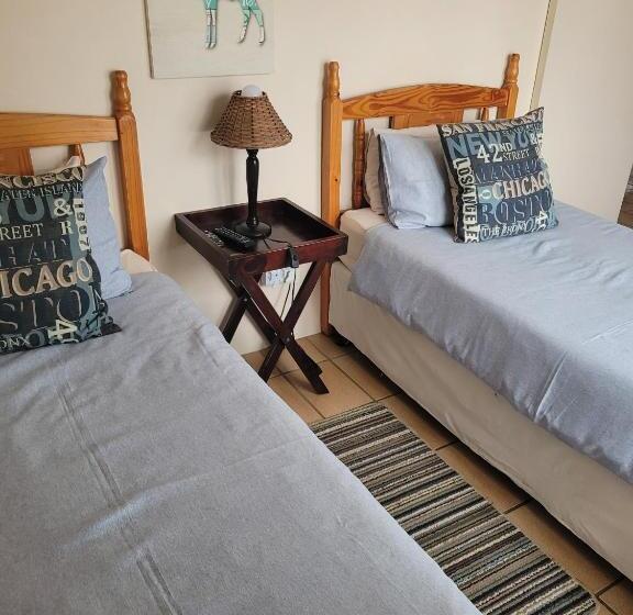 Номер Стандарт, Fig Tree Manor Self Catering