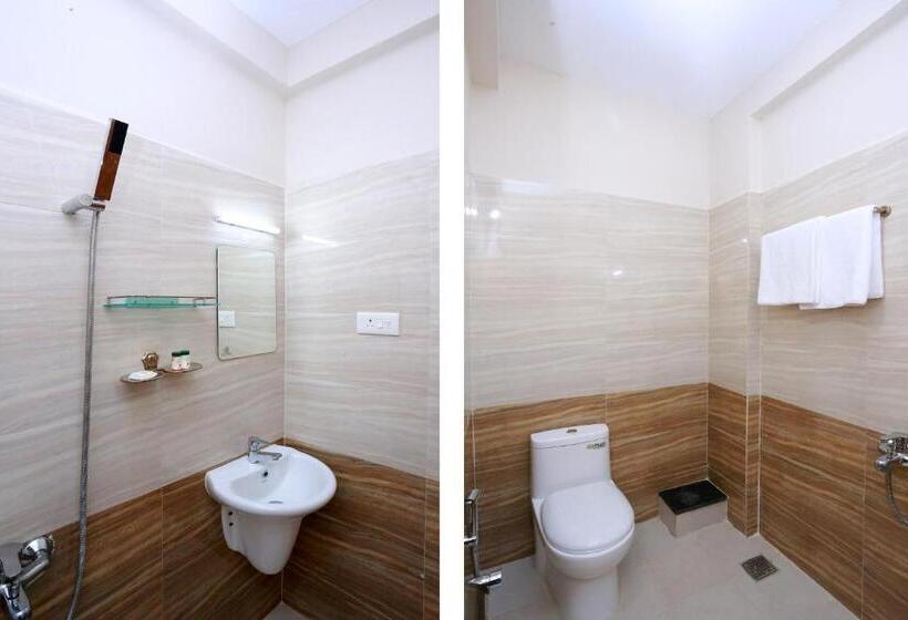 豪华房间, Oyo 10220 Infopark