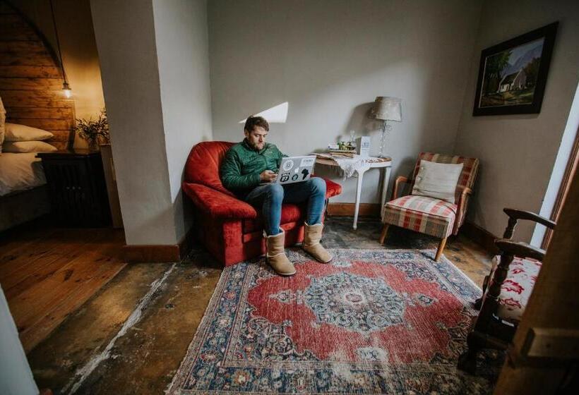 Трехместный Номер Deluxe, Three Birds Country House