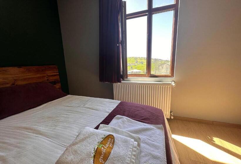 Номер Стандарт, Zeyti̇ndali Yayla Otel