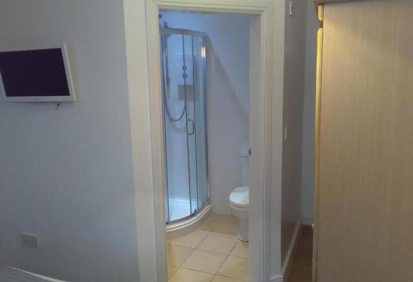 Quarto Economy Individual, Clifton Hotel & Bar Newcastle