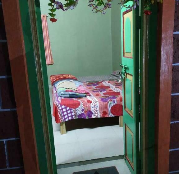 Номер Deluxe Одноместный, Vamoose Kaas Hill Resort