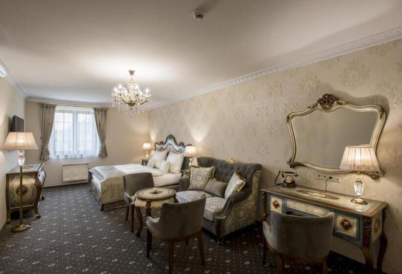 スーペリアースイート, Château šanov