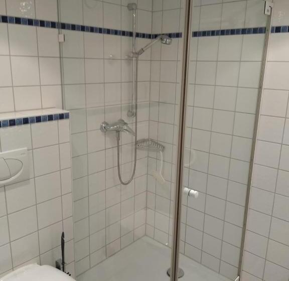 Четырехместный Номер Стандарт, Tagungshaus Reimlingen